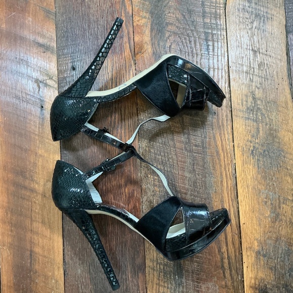 Michael Kors Nadia Black Haircalf Snakeskin T-Strap Heels Sandals Size 10M - Picture 7 of 13